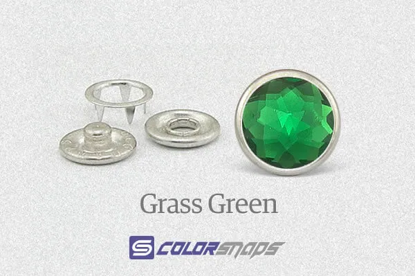 Green Garment Pearl Snaps